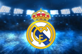 乐鱼体育官网下载-李恩：用出色的防守和精准的传球，他在中场位置上为全黑队提供保障