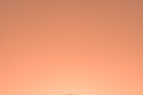 乐鱼体育官网-“快艇冲浪：马鞍山赛场极速挑战点燃观众热情”