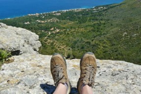 乐鱼体育登录入口-“徒步定向越野：东部新区赛场掀起智勇大比拼”