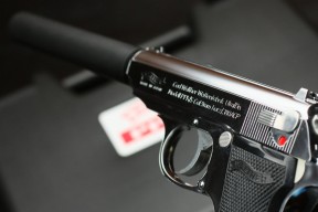 乐鱼官网介绍-女子篮球队注重攻防转换速度培养适应快节奏比赛，女子篮球队训练方法