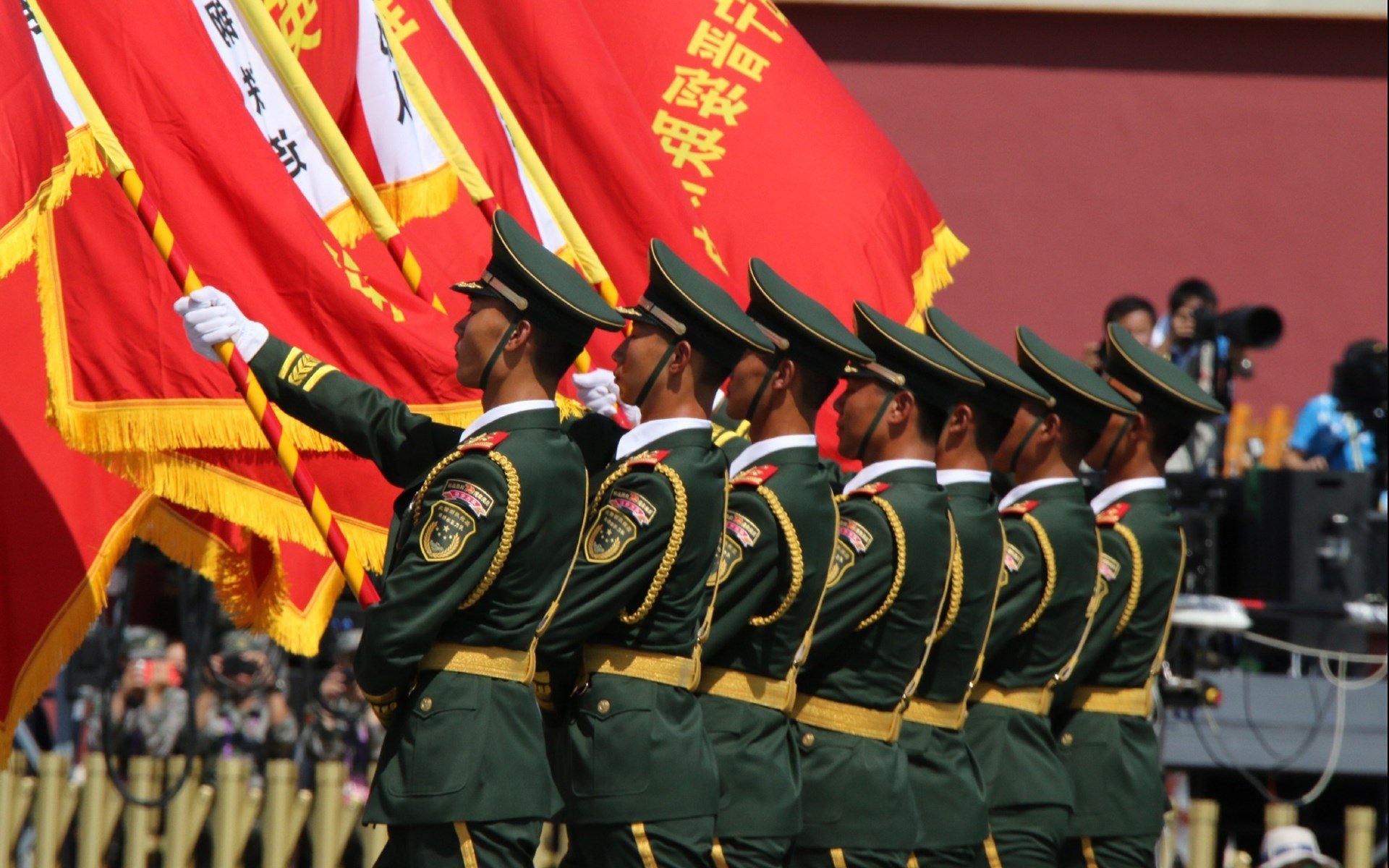 图赫尔战术调整助切尔西突破重围，图赫尔执教切尔西用什么阵型