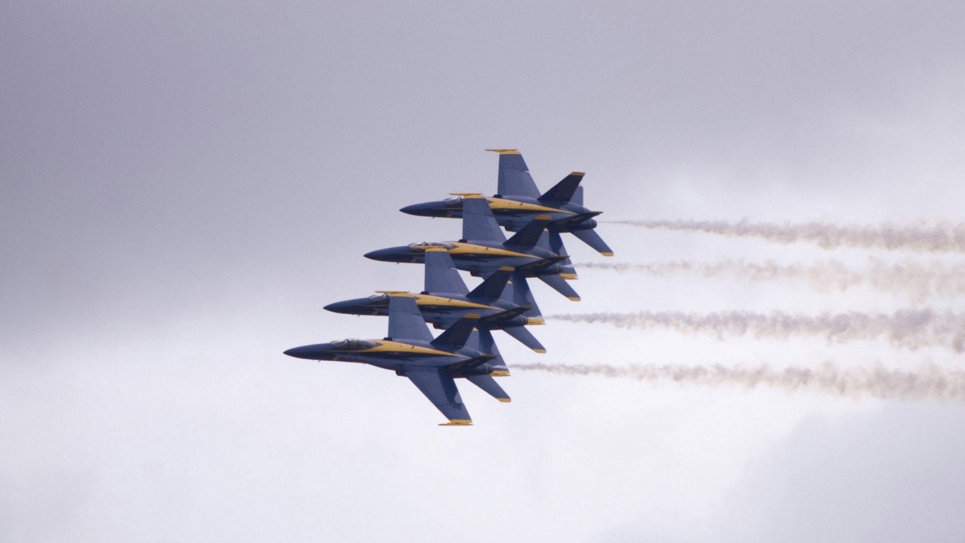 蝶泳划频与心率波动图首次公开，蝶泳的划水动作轨迹是三维的